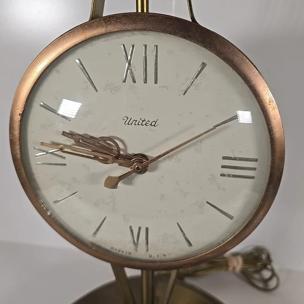 Vintage Sessions United Scale‎ of Justice Electric Clock Made In USA - Working